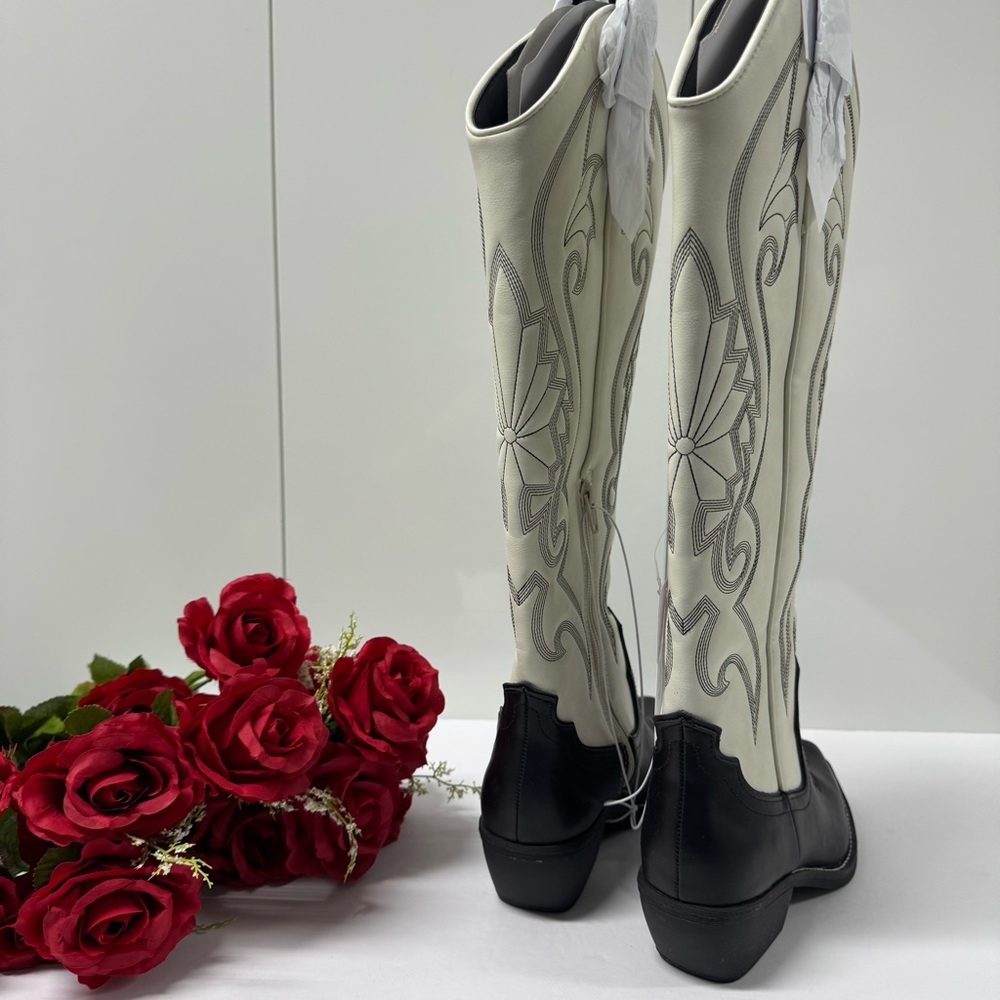 🤠LAST PAIR! EMBROIDERED WESTERN BOOTS - Picture 11 of 16